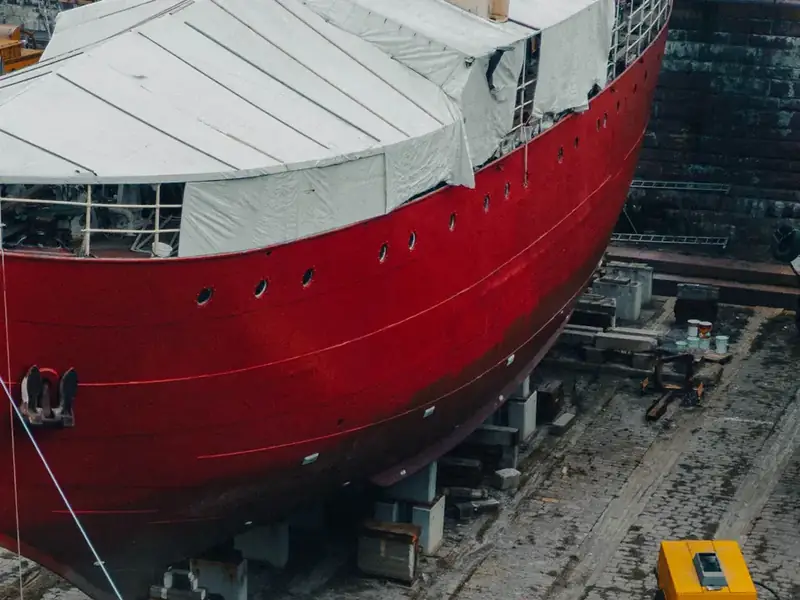 Ship hull in a dry dock